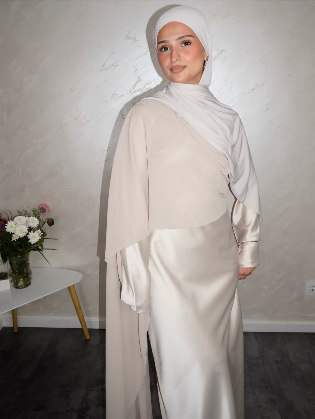 Satinkleid Liyana - beige