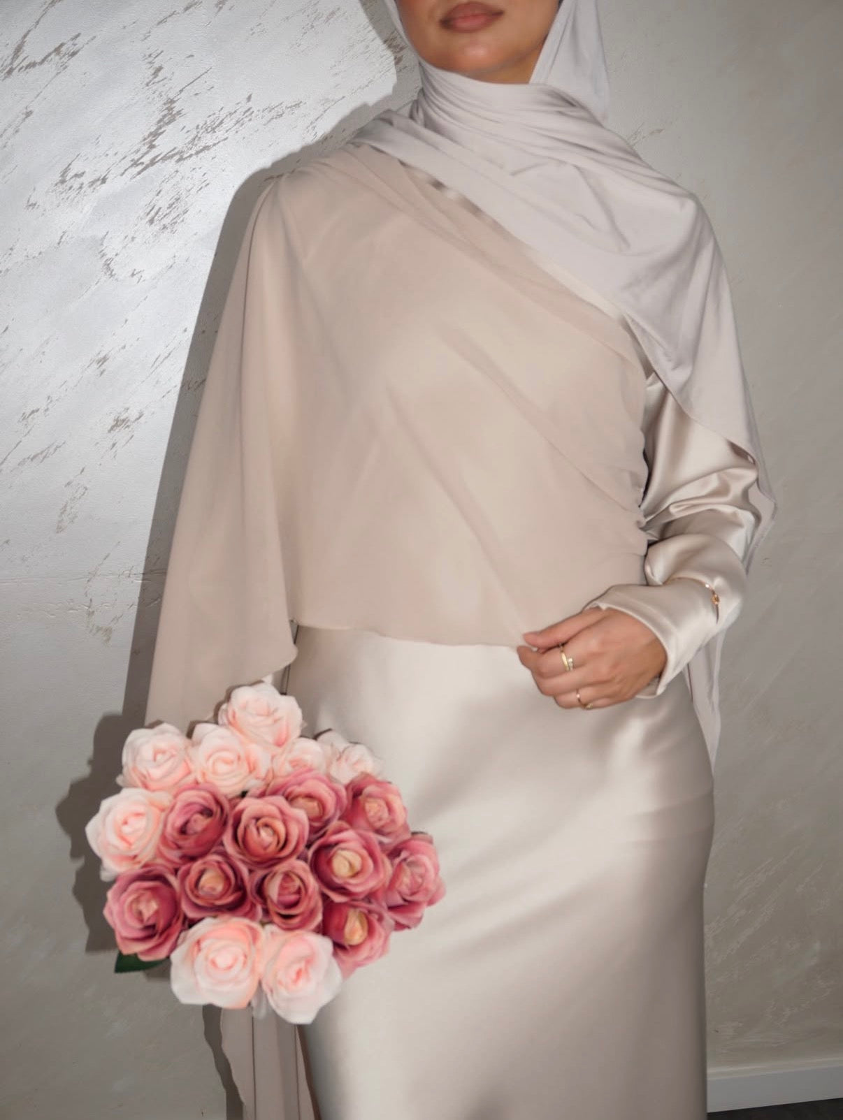 Satinkleid Liyana - beige