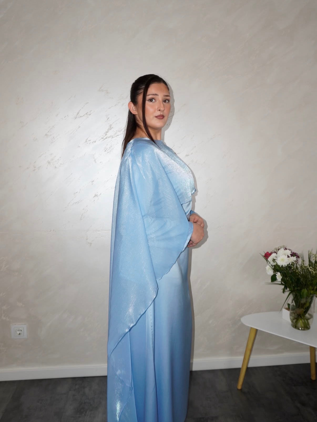 Satinkleid Yara - hellblau